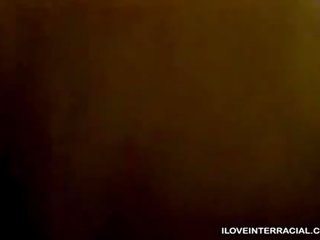 魅力的 熟女 異人種間の フェラチオ