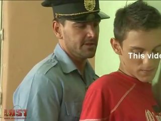 ストリート thief キャッチ と ファック バイ a 警官