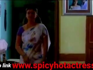 Indiane joshës mallu antuy qirje me son-in-law.