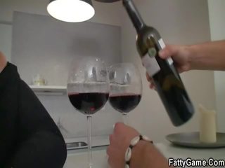 Huge titted fatty is banged on the ýerde