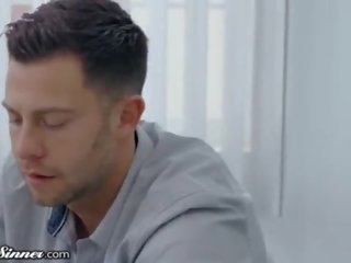 Sweetsinner cycate mamuśka szef pieprzenie jej młody ogier pracownik