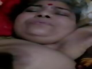 Desi montok tante dengan suami