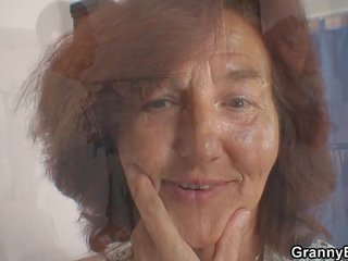 Sewing old women swallows customer's manhood
