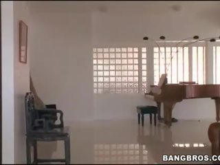 Superb เลสเบี้ยน การดูด pussies