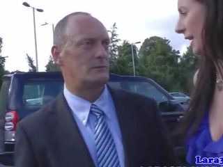 Britské milfka v podkolienky získavanie fingered