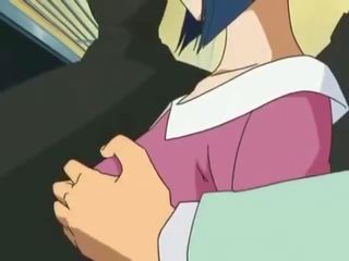 Sensational manika ay screwed sa publiko sa anime