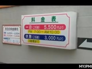 淫乱な女 日本語 ママ 教え 学校 divinity すべて 約 セックス