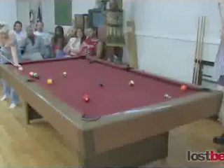 条 8-ball 同 纳奥米 和 lieza 部分 1